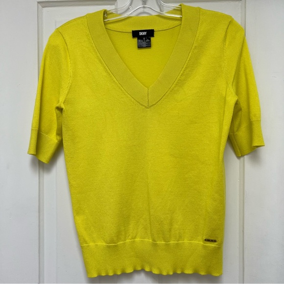 DKNY Fine Knit V-neck Top Citrus Yellow XS-S - Picture 1 of 7